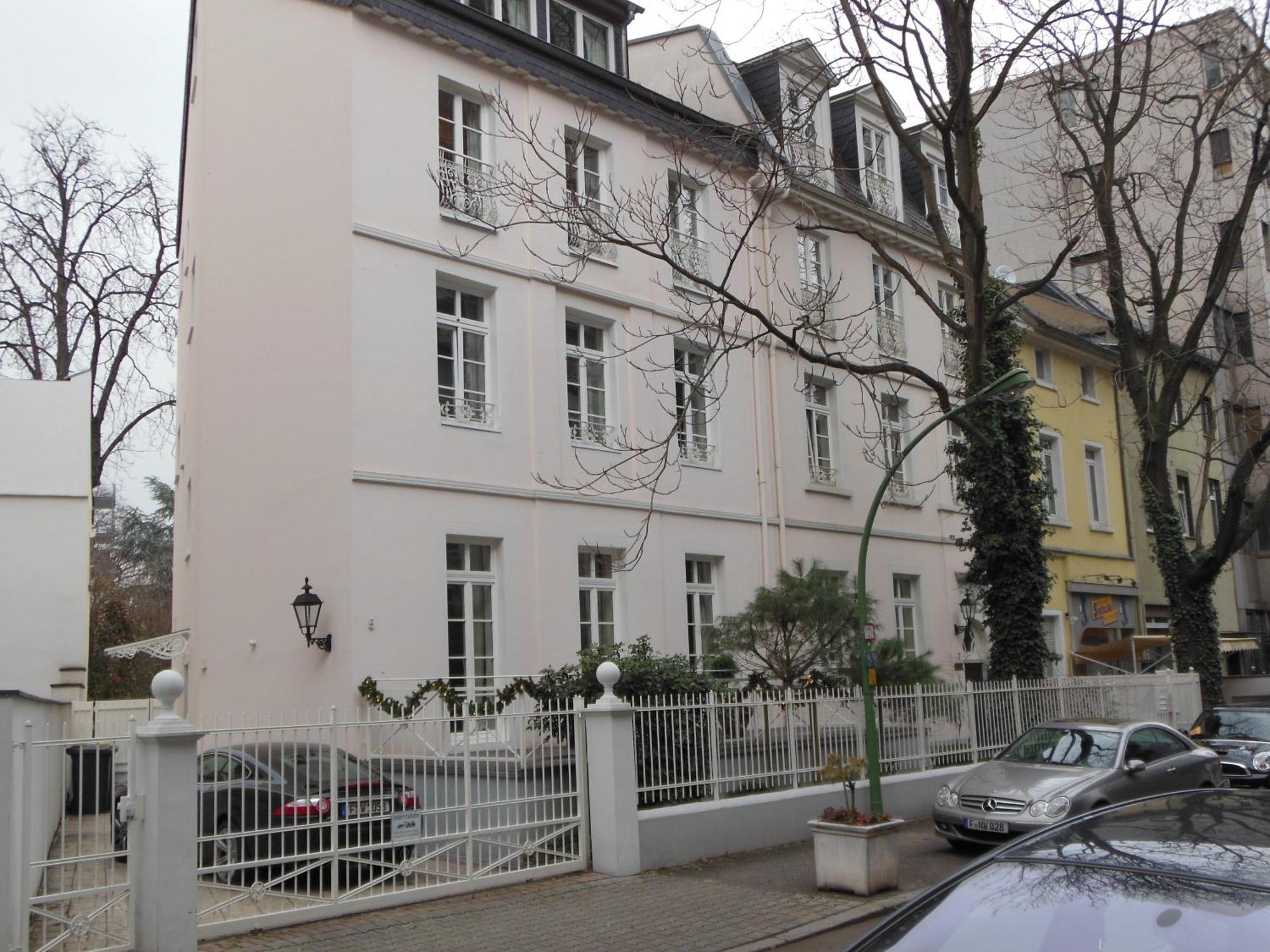 Dirazi Guesthouse & Apartments Gmbh 프랑크푸르트 외부 사진