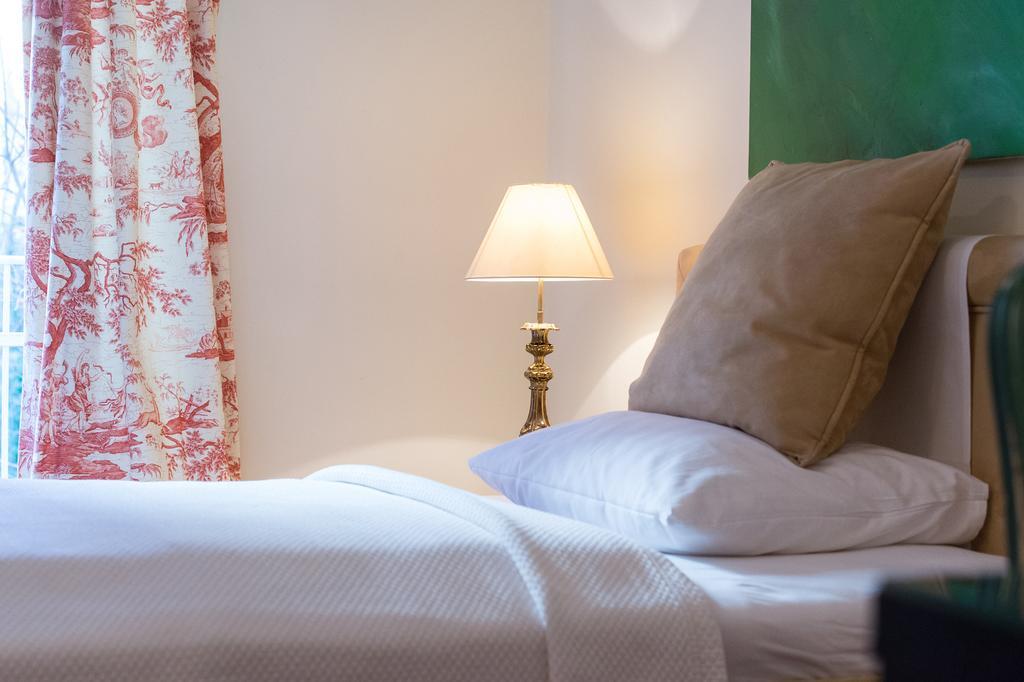 Dirazi Guesthouse & Apartments Gmbh 프랑크푸르트 외부 사진