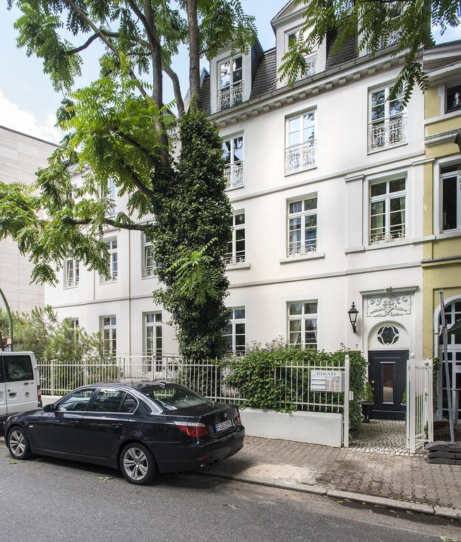 Dirazi Guesthouse & Apartments Gmbh 프랑크푸르트 외부 사진